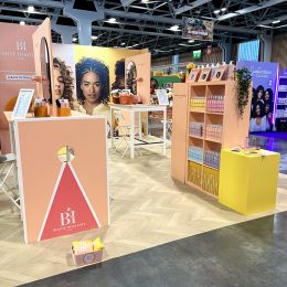 Créez un pop-up store beauté immersif qui fait rayonner votre marque