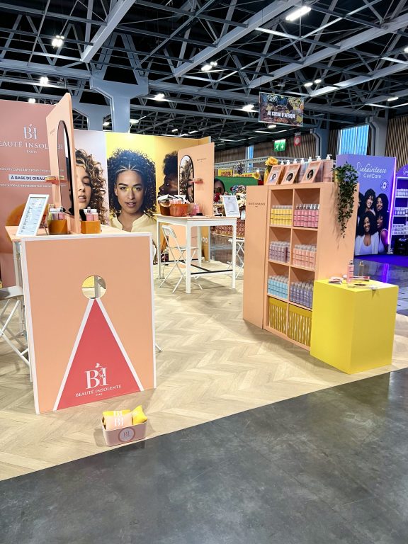 Réussir son stand sur un salon beauté : stratégies et bonnes pratiques
