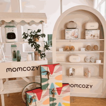 scenographie-press-day-momcozy_3_11zon